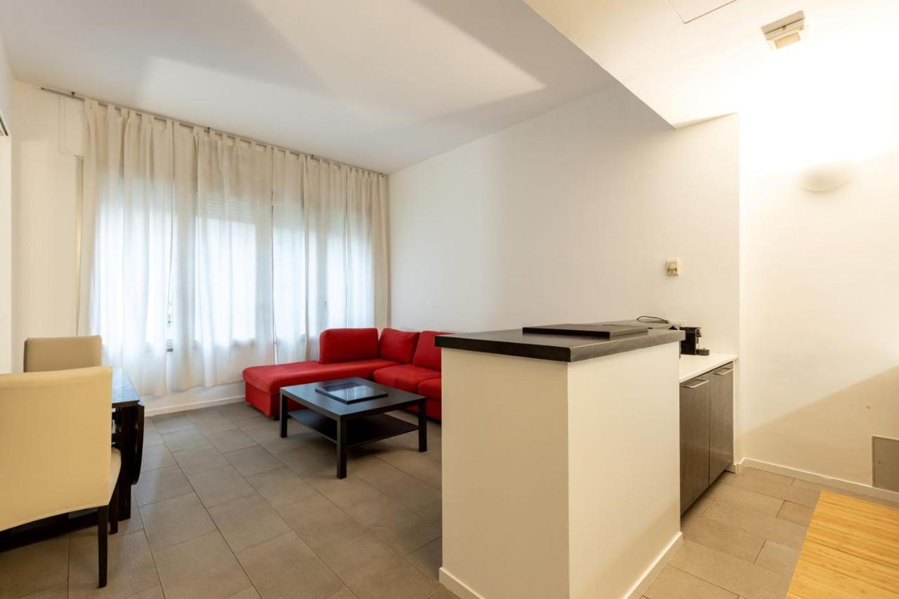 Apartment In Brera-Fatebenefratelli-Porta Nuova-Milano Экстерьер фото