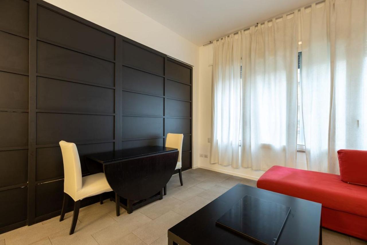 Apartment In Brera-Fatebenefratelli-Porta Nuova-Milano Экстерьер фото